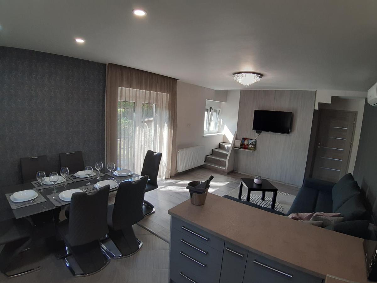 Profi Keco Apartman บาลาโตนัลมาดี ภายนอก รูปภาพ