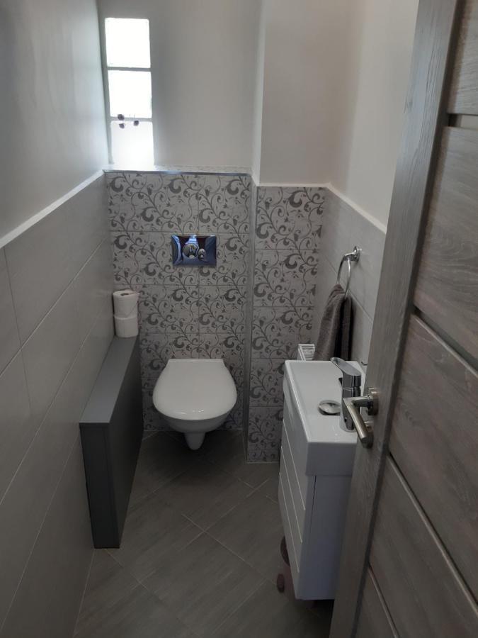 Profi Keco Apartman บาลาโตนัลมาดี ภายนอก รูปภาพ