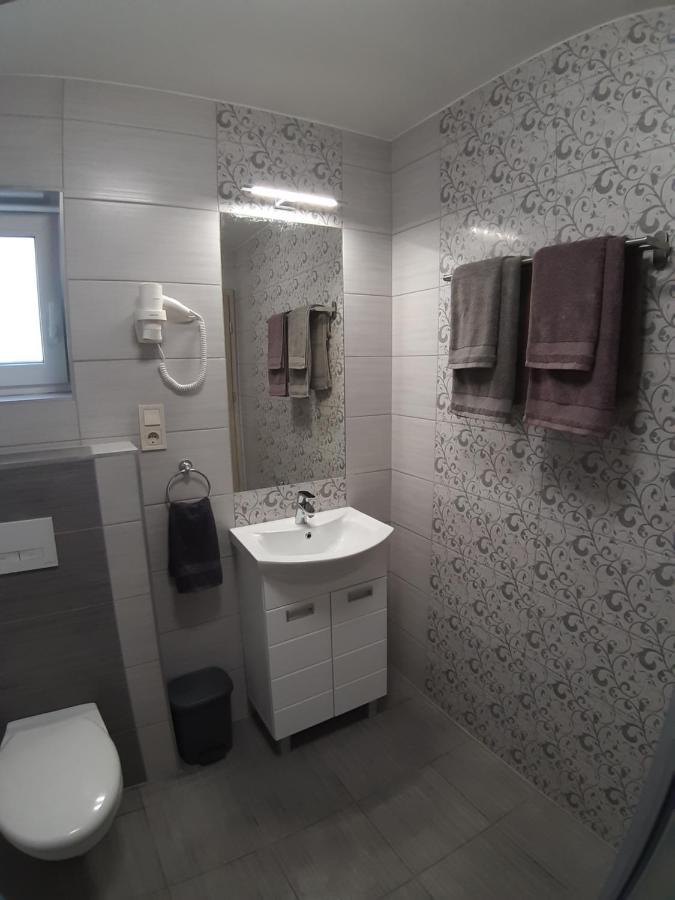Profi Keco Apartman บาลาโตนัลมาดี ภายนอก รูปภาพ